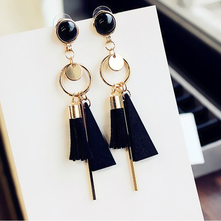 black earrings for womens