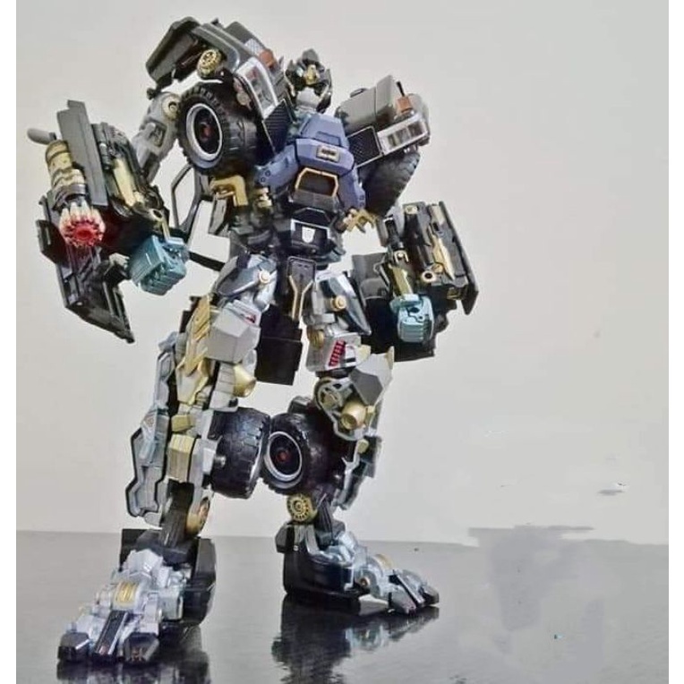 Transformers Toy MECHTECH Leader Class Ironhide 25cm high(HASBRO