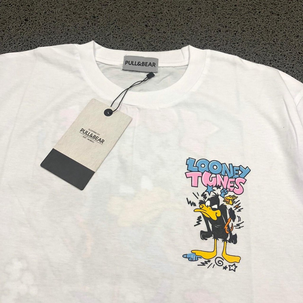 pull and bear looney tunes t shirt