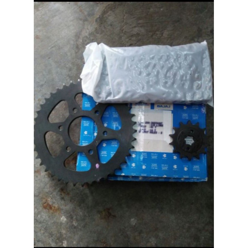 pulsar rs 200 chain sprocket