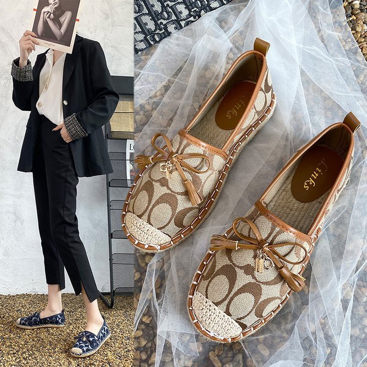 COACH comfortable flat shoes fashion women's shoes Shopee Malaysia
