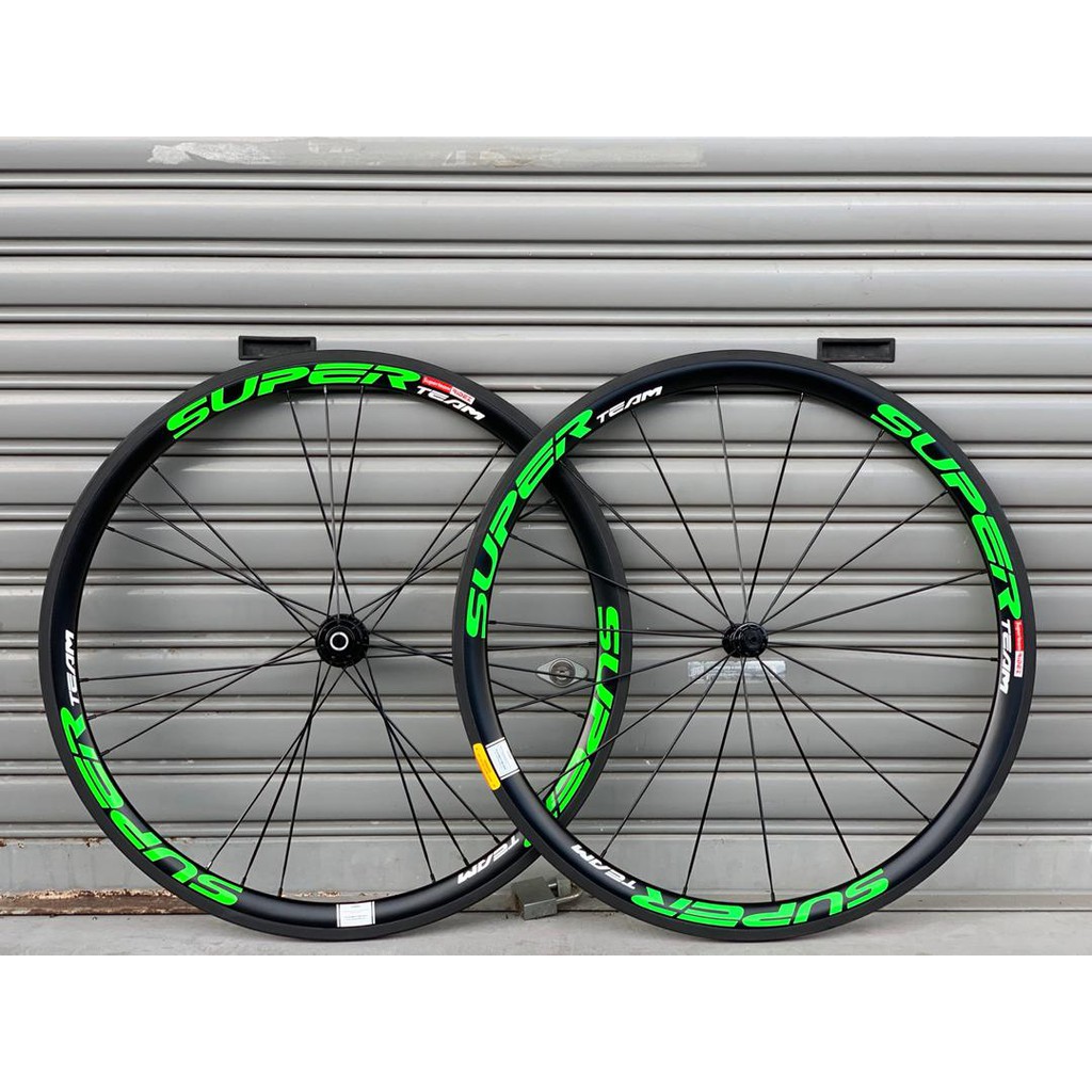 38mm carbon wheels