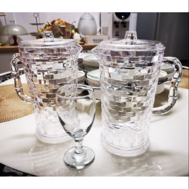 ACRYLIC JUG 1.8LT Option Design DUE TO MCO THE SHIPMENT WILL BE SLIGHTLY DELAYED