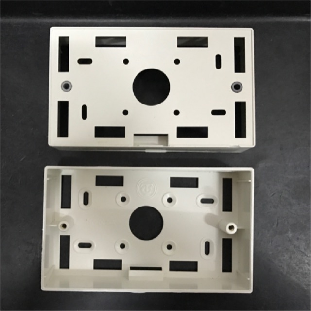 [1 box can fit 1pc twin switch socket] 3x6 Twin switch white box wall