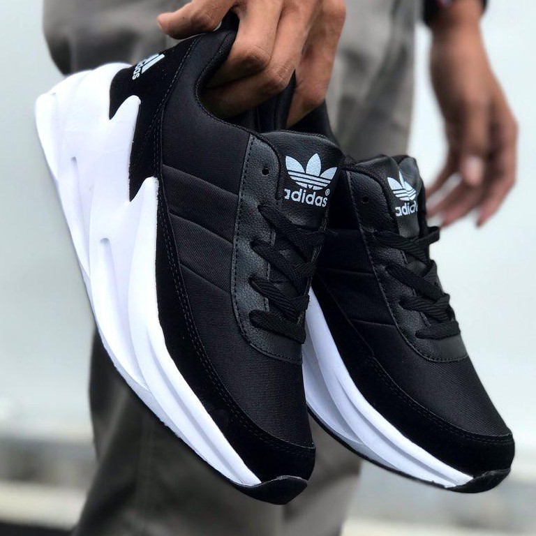 kasut adidas shark