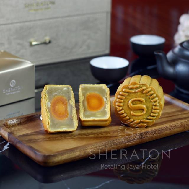 Sheraton Petaling Jaya Hotel Pink Blossom Mooncake Box Shopee Malaysia