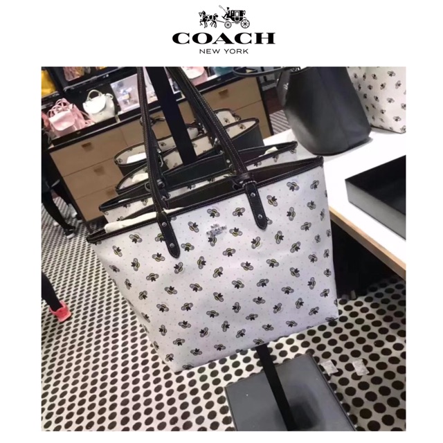 REVERSIBLE CITY TOTE WITH BEE PRINT (COACH F25820) | Shopee Malaysia