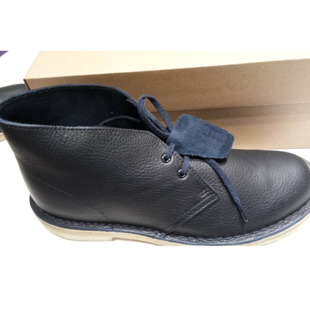 navy blue clarks