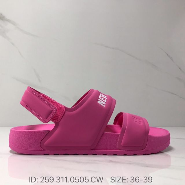 new balance flip flops womens