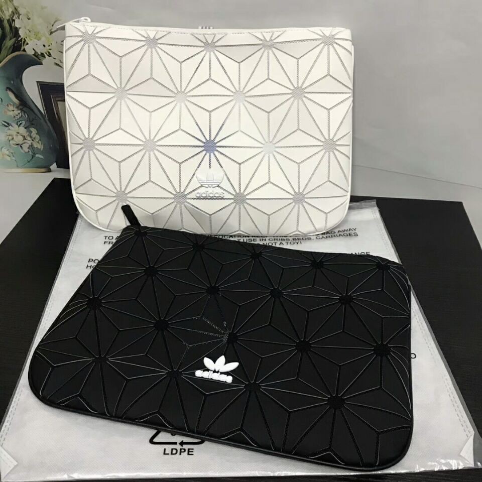 adidas clutch