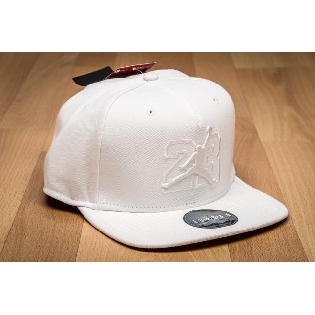 white jordan snapback