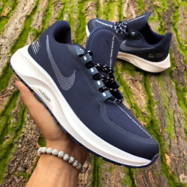 nike zoom utility