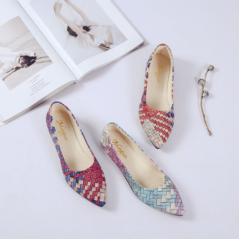 pretty flat shoes