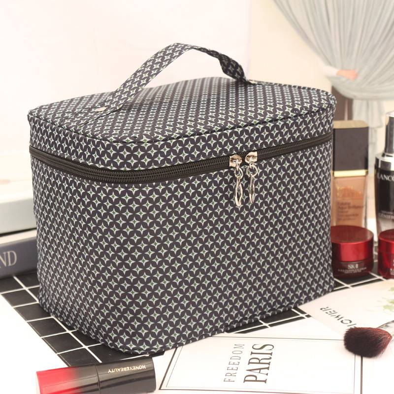 large makeup organiser bag