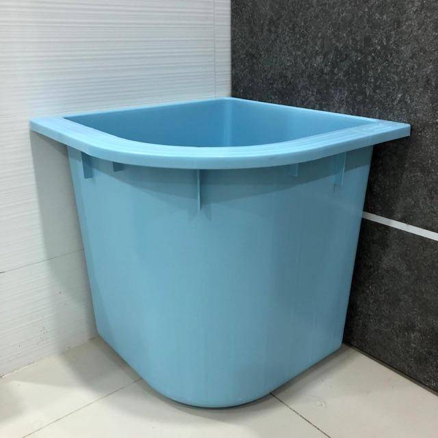 plastic water bathtub