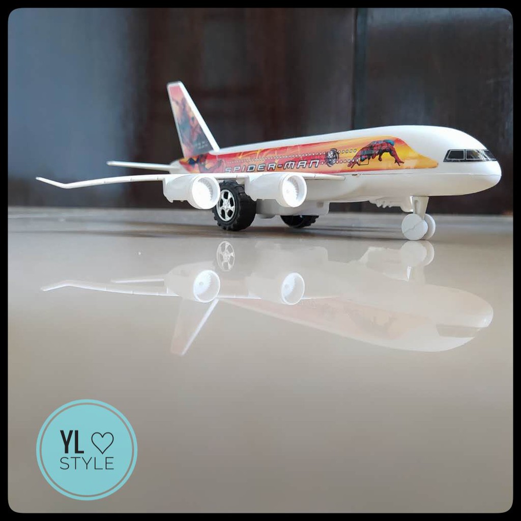 spiderman aeroplane toy