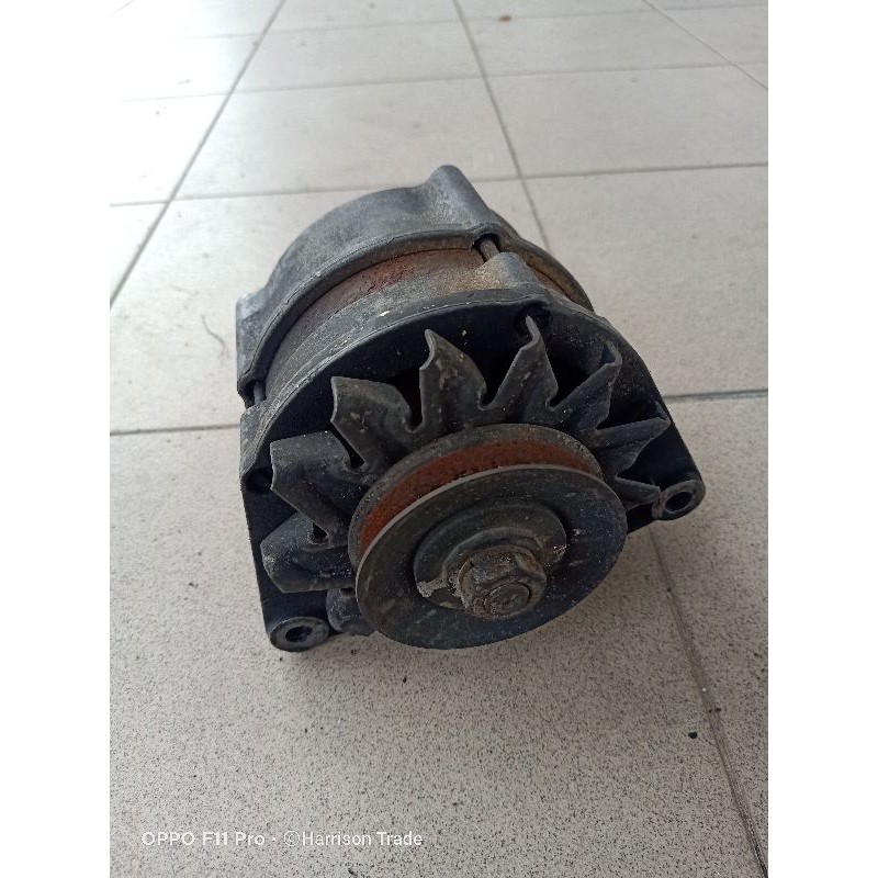 Mercedes Benz W123 Bosch Alternator | Shopee Malaysia