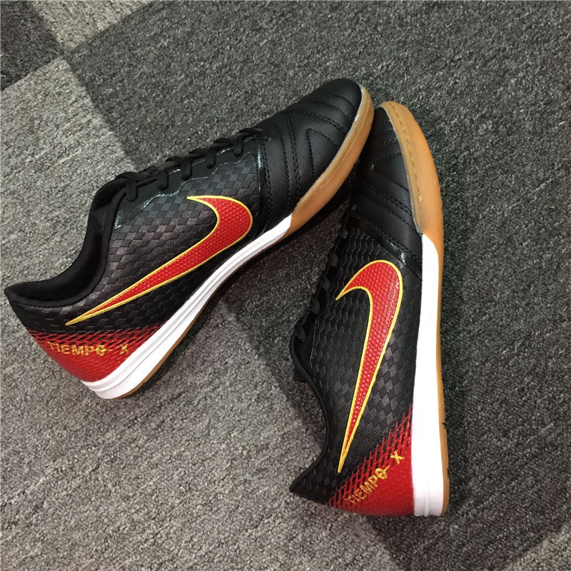 kasut futsal nike 2019