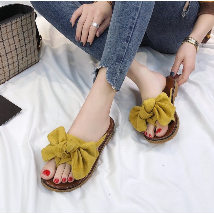 latest sandals in fashion