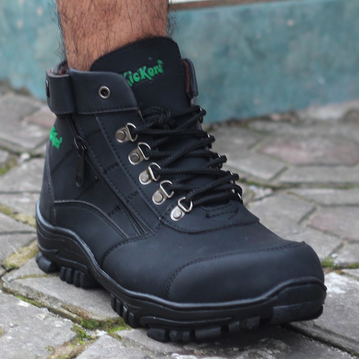 HITAM PRIA !!! Men's Kickers Shoes Black Zipper Safety Boots Hiking Outdoor  Activity | Shopee Malaysia