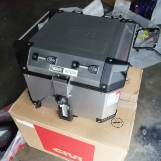 givi box aluminum