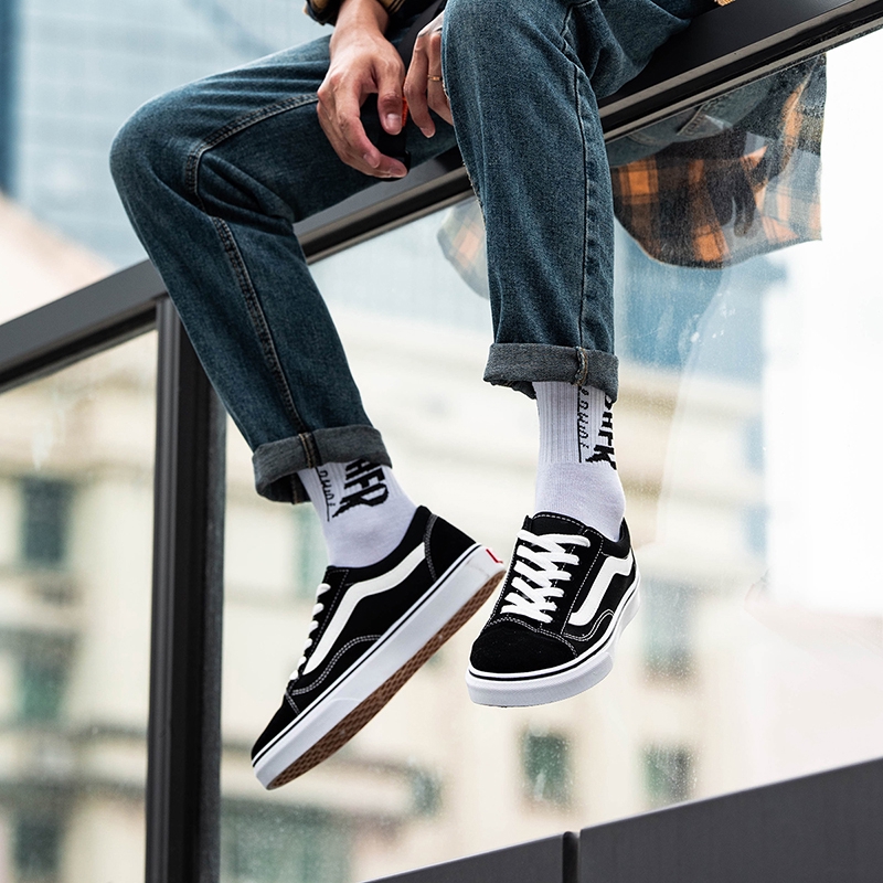 vans old skool on feet
