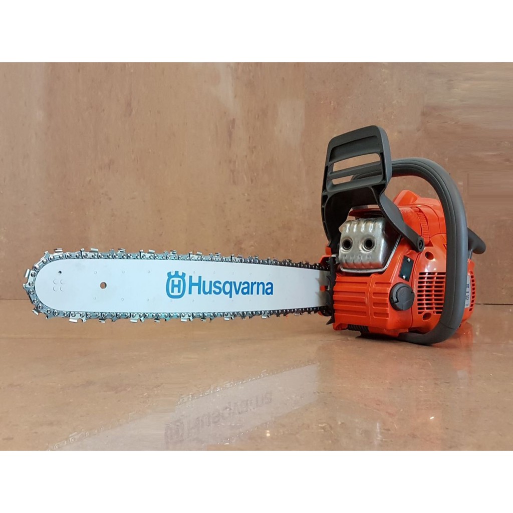 Husqvarna 445 Petrol Chainsaw 18″, 45.7cc, 2.8HP, 2700rpm, 4.9kg