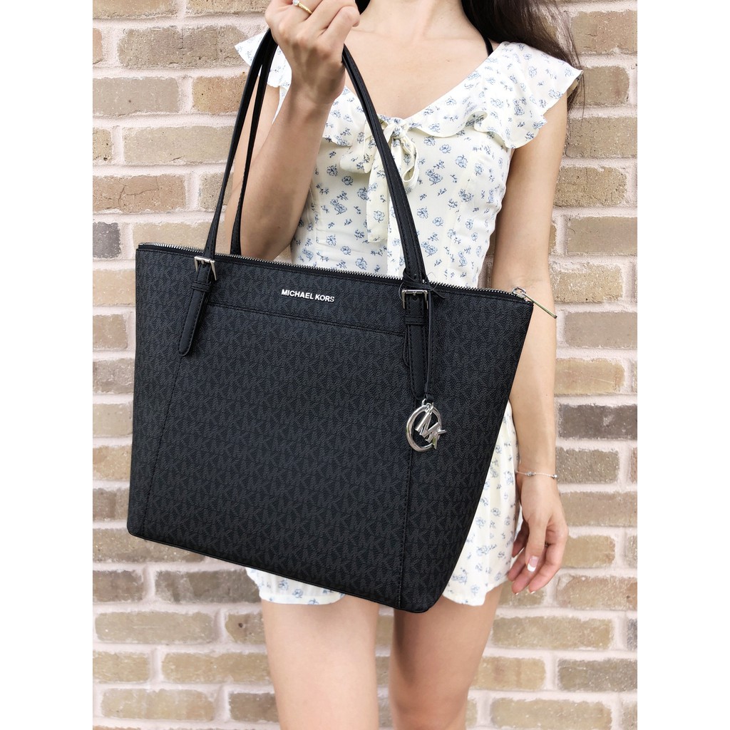 michael kors tote with zipper