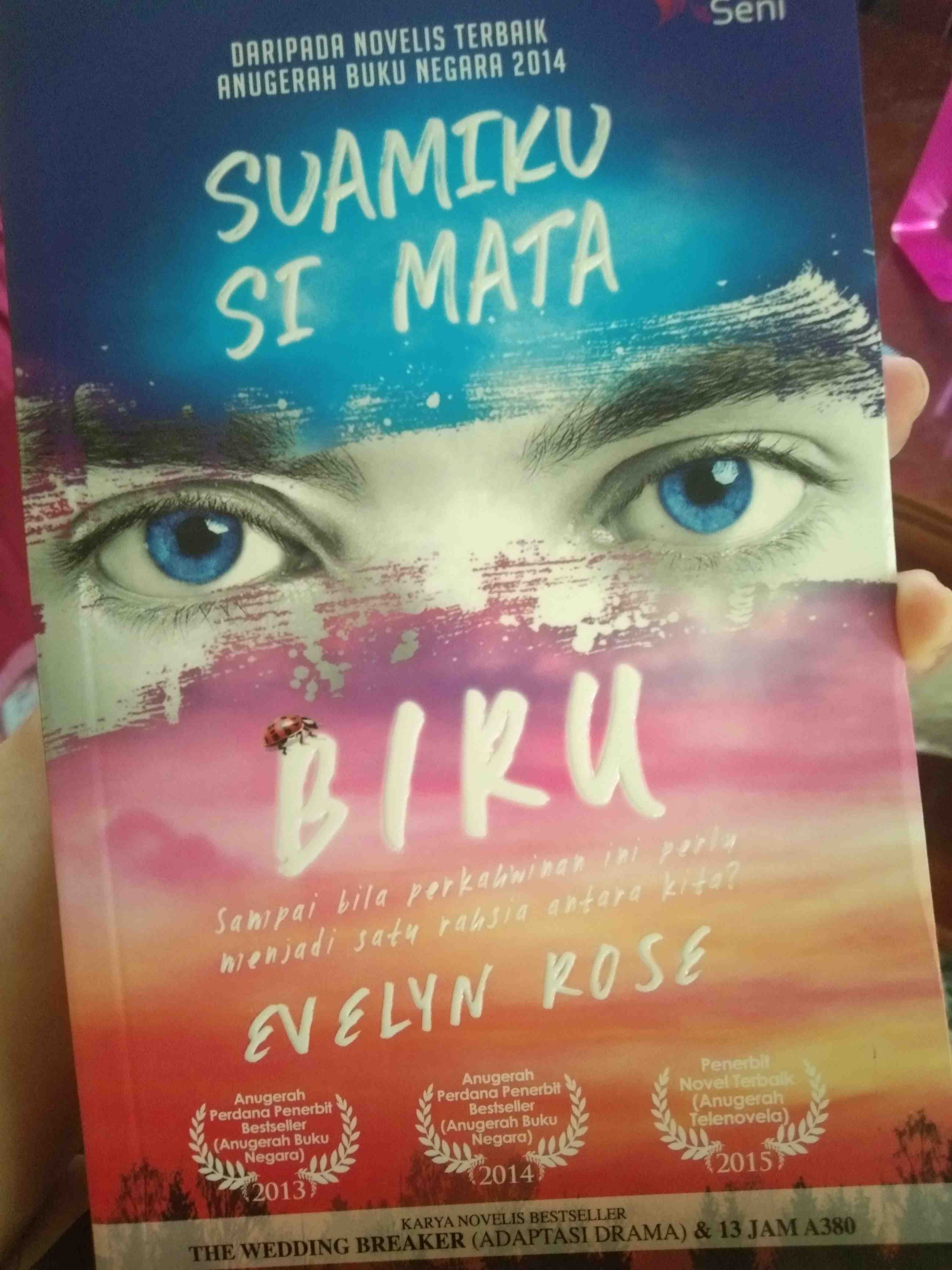 Novel: SUAMIKU SI MATA BIRU | Penulis: Evelyn Rose ...