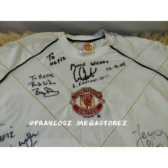 Sabor grueso Lío Limited Edition Signed Jersey By 5 Manchester United Legends | Shopee  Malaysia