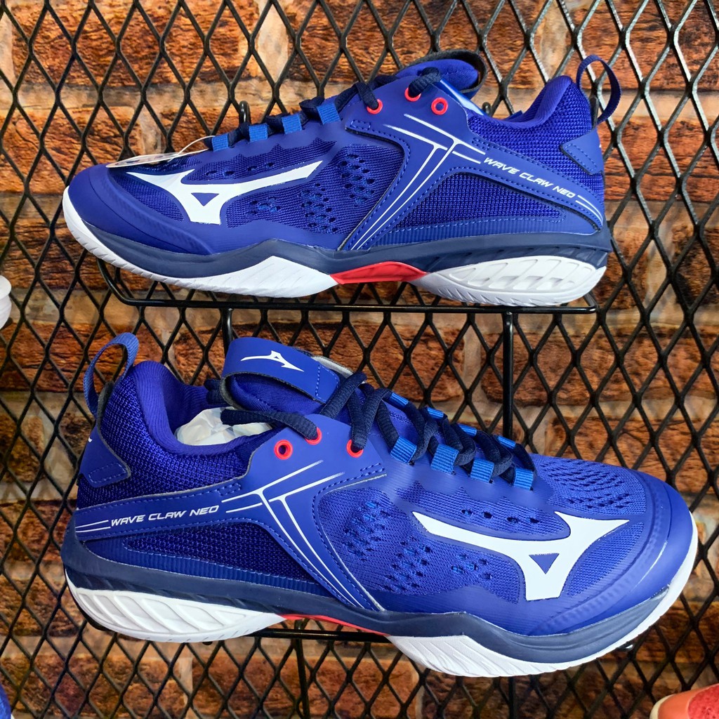 mizuno wave claw