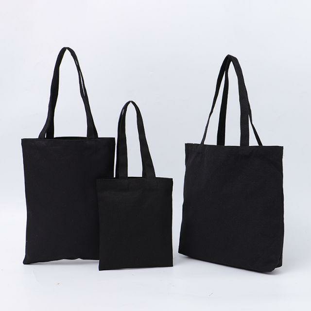 plain black tote handbag