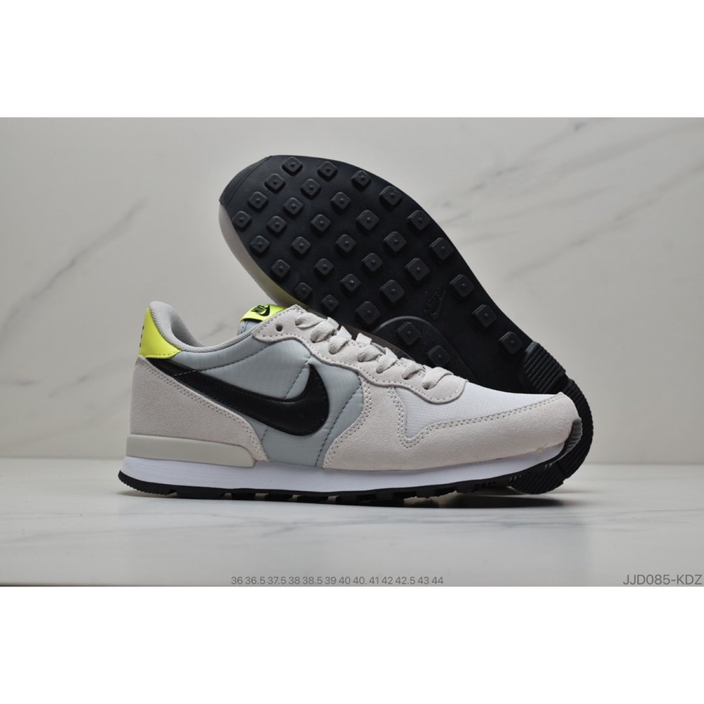 nike internationalist 37