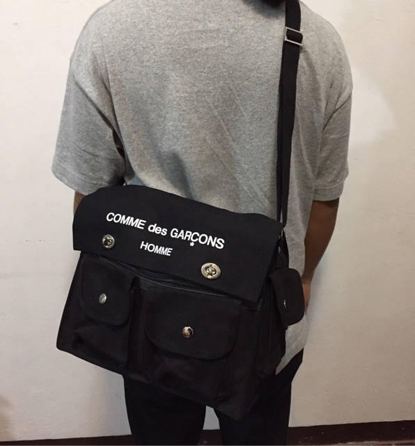 comme des garcons sling bag