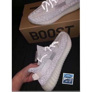 yeezy static 350 Video Games Carousell Hong Kong