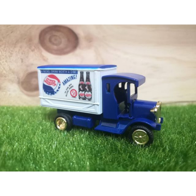 golden wheel diecast pepsi truck