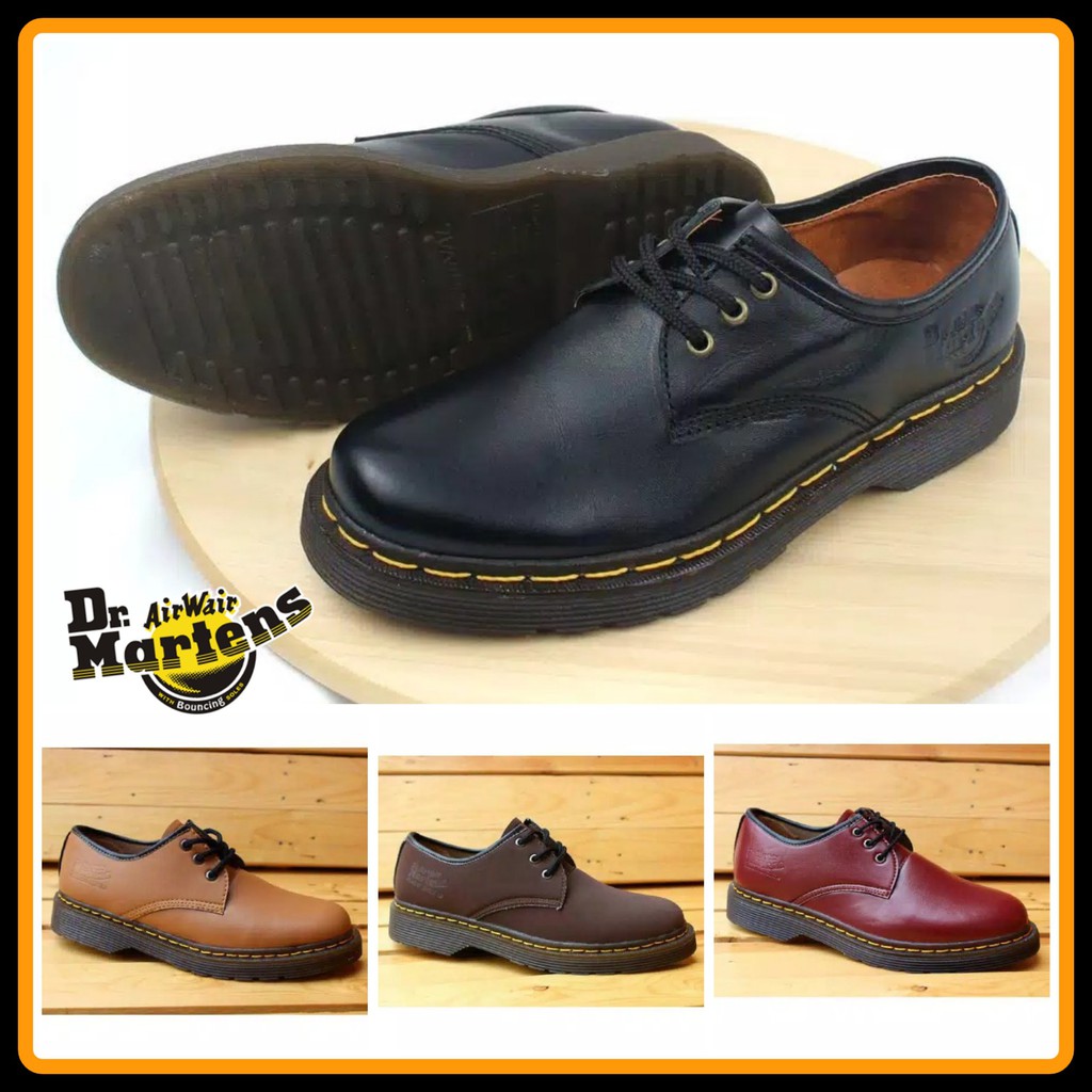 dr martens 3 hole shoes