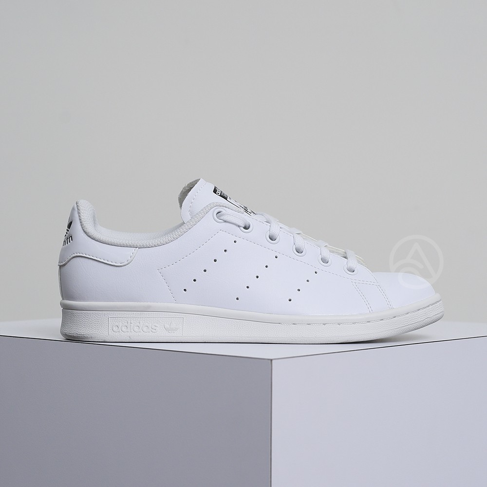 stan smith k