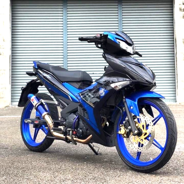 Gambar Moto Y15