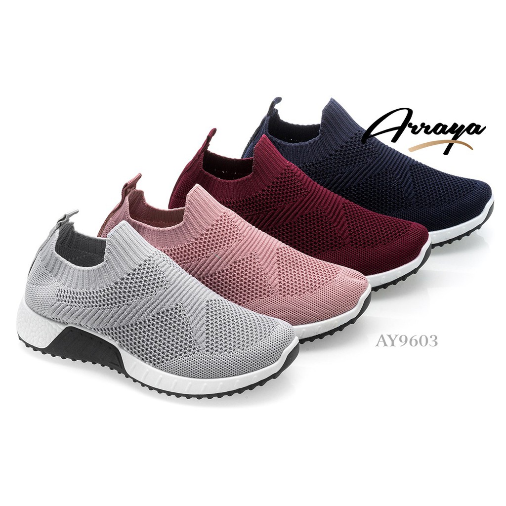 arraya flyknit sneakers