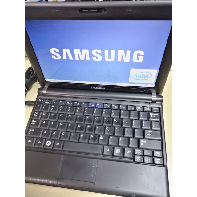 Mini Laptop Samsung Np N110 Free Gift Shopee Malaysia