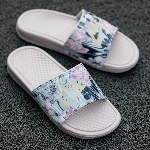 nike sandals with flowers