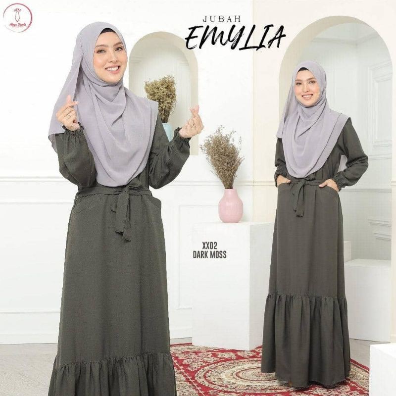 Jubah Modern Muslimah Como Crepe Ruffles Ropol Plain (Plussize ...