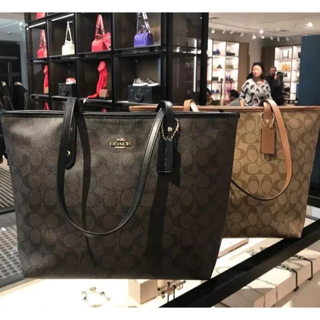 coach large tote