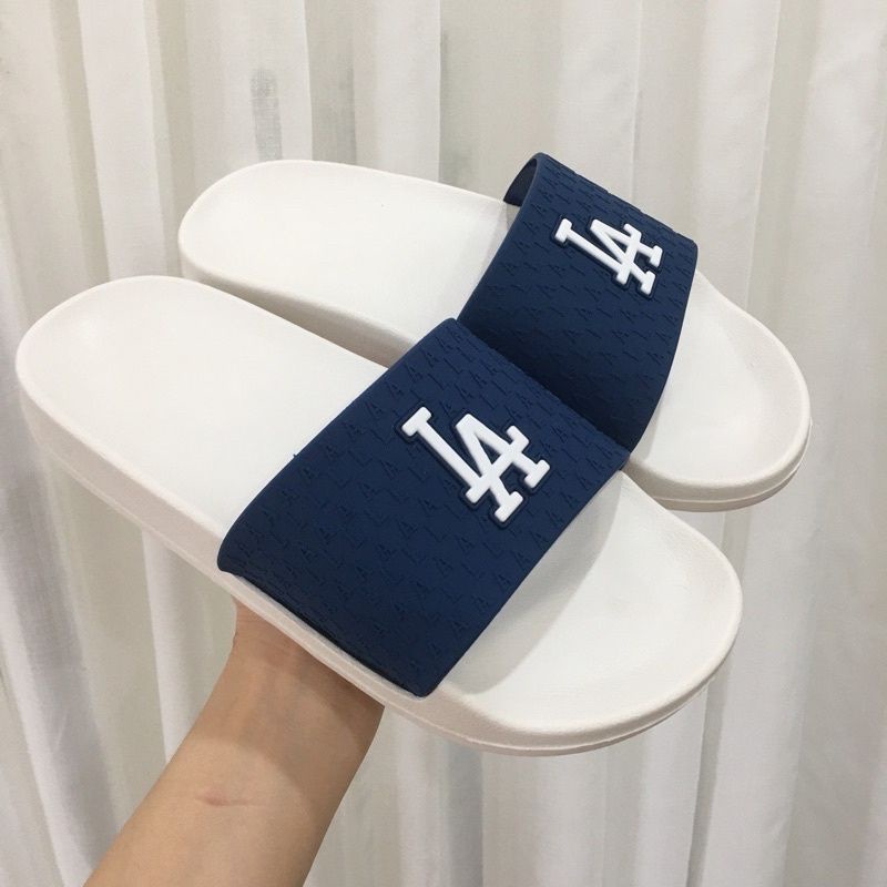 High-quality LA embossed cross-strap men's sandals - hot trend