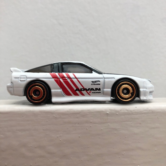 Hot wheels nissan 180sx