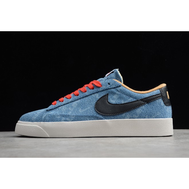 levi's running shoes