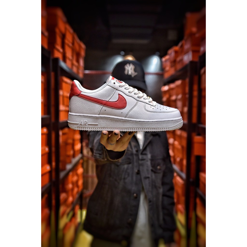 white noble red air force 1