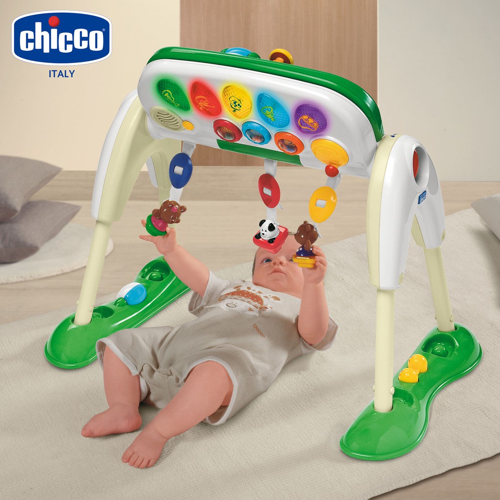 chicco baby gym deluxe