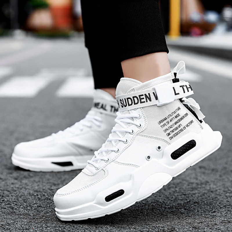 sports shoes latest design